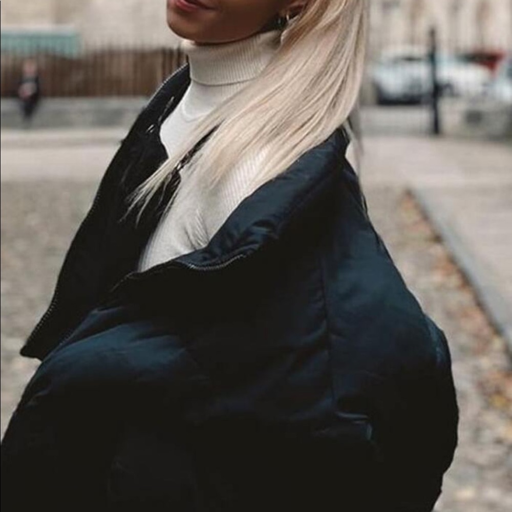 Drop Shoulder Puffer Jacket - Picture 6 of 15